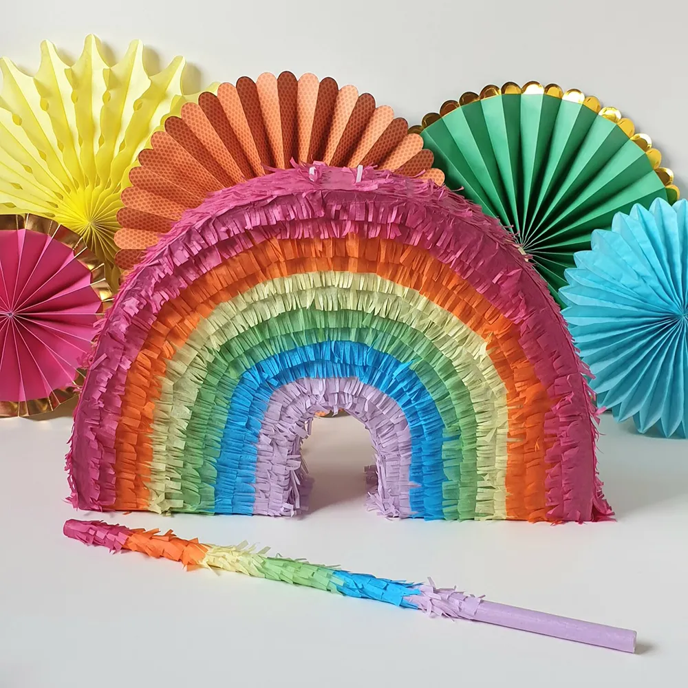 Pinata Curcubeu 3D 35x23cm