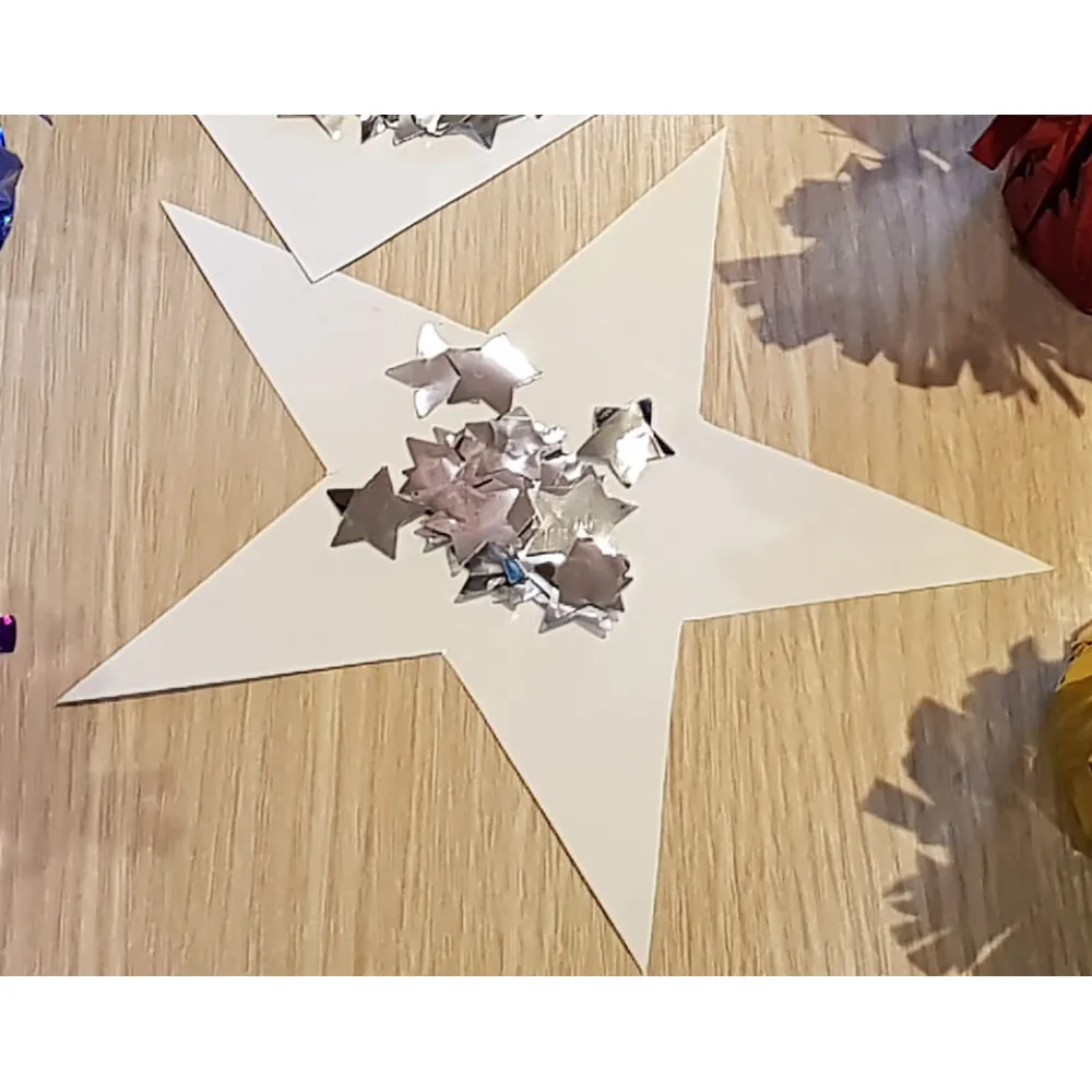 Confetti Metalic Argintiu Stelute 1,5cm 100g
